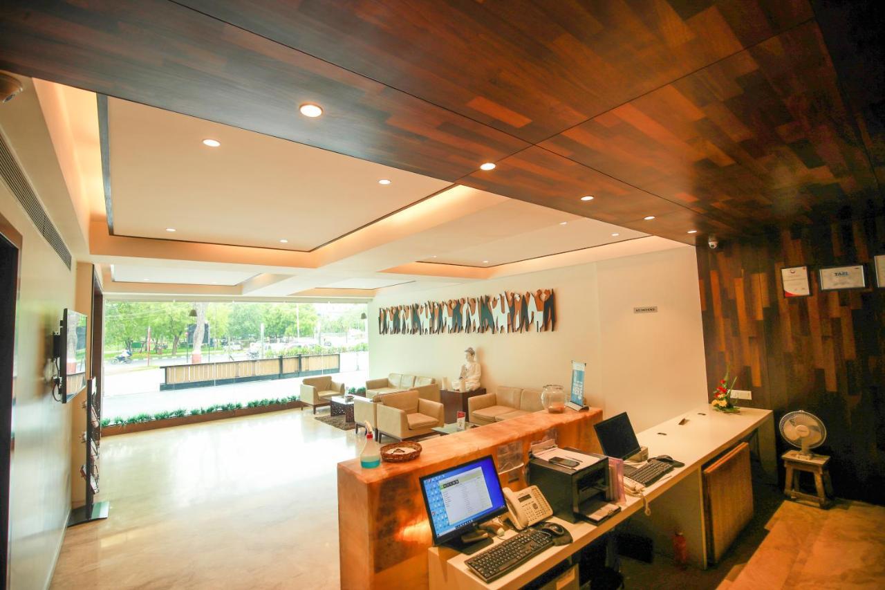 Hotel German Palace Near To Airport Gandhinagar Zewnętrze zdjęcie