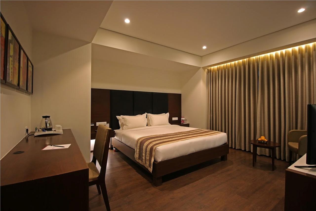 Hotel German Palace Near To Airport Gandhinagar Zewnętrze zdjęcie